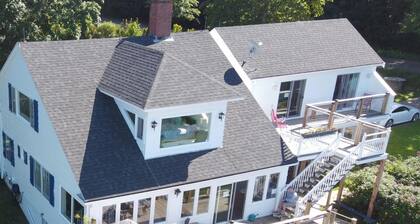 Oceanfront 2BR / Peaceful & Private Escape
