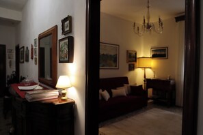 Interior - Cozy house ideal location for visiting Center Tuscany and on the Francigena (Gambassi Terme)