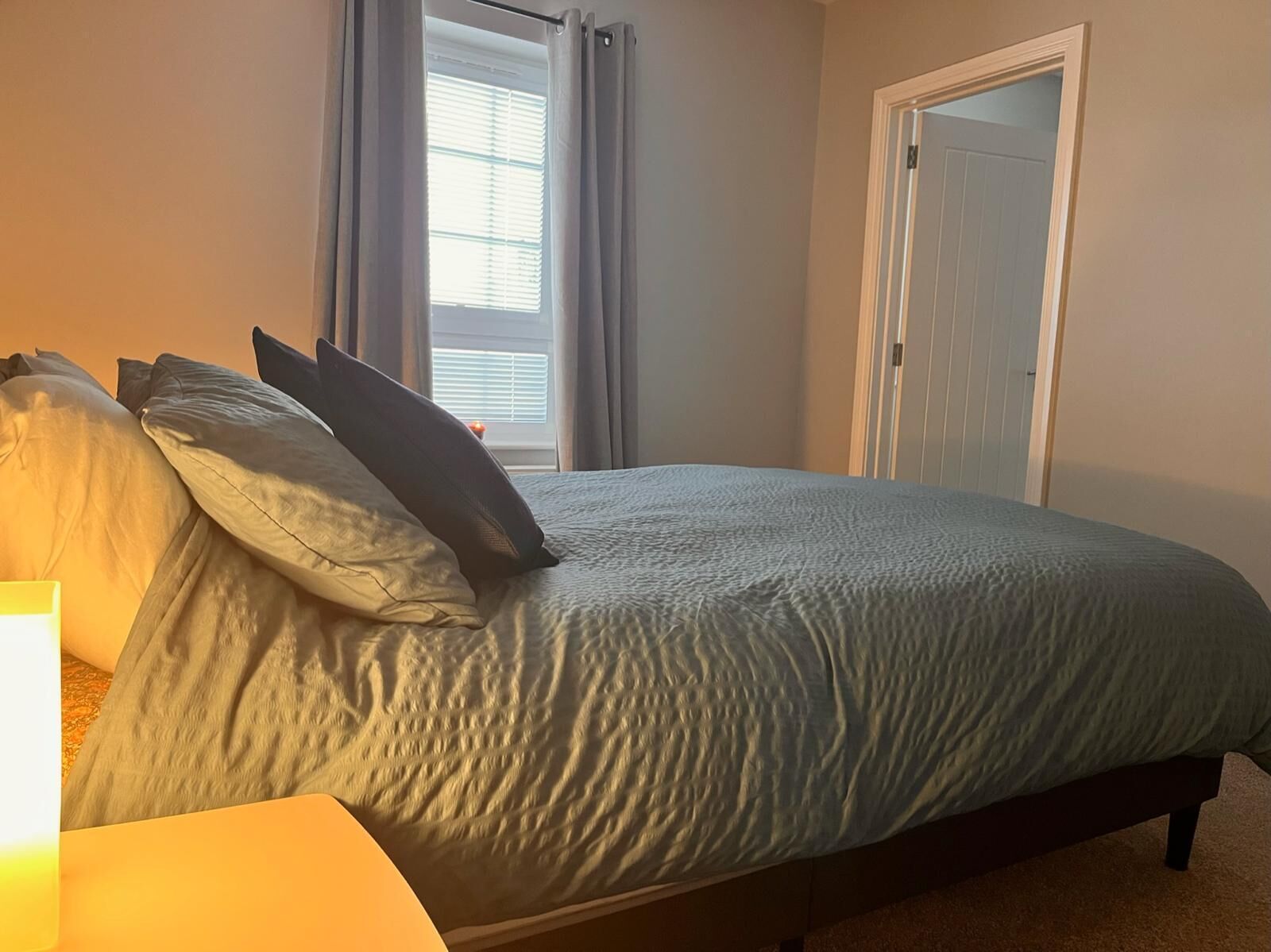 3 bedrooms, iron/ironing board, travel cot, free WiFi