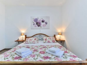 Room - Villa Marinic with heated pool and entertainment r by Interhome (Pristeg)