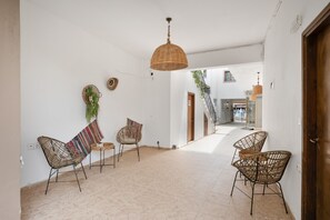 Unclassified image, 4 of 30, button - Eva apartments and studio (Agia Pelagia)