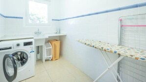 Interior - Villa Almendros - PlusHolidays by Interhome (Calpe/Calp)