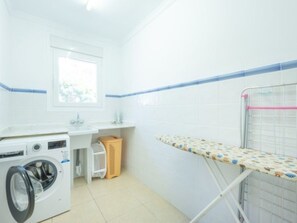 Interior - Villa Almendros - PlusHolidays by Interhome (Calpe/Calp)