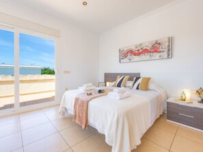 Room - Villa Almendros - PlusHolidays by Interhome (Calpe/Calp)