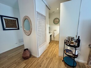 Interior - Brand New Luxury Apt - Metro 2min - Spacious 80sqm (Roma)