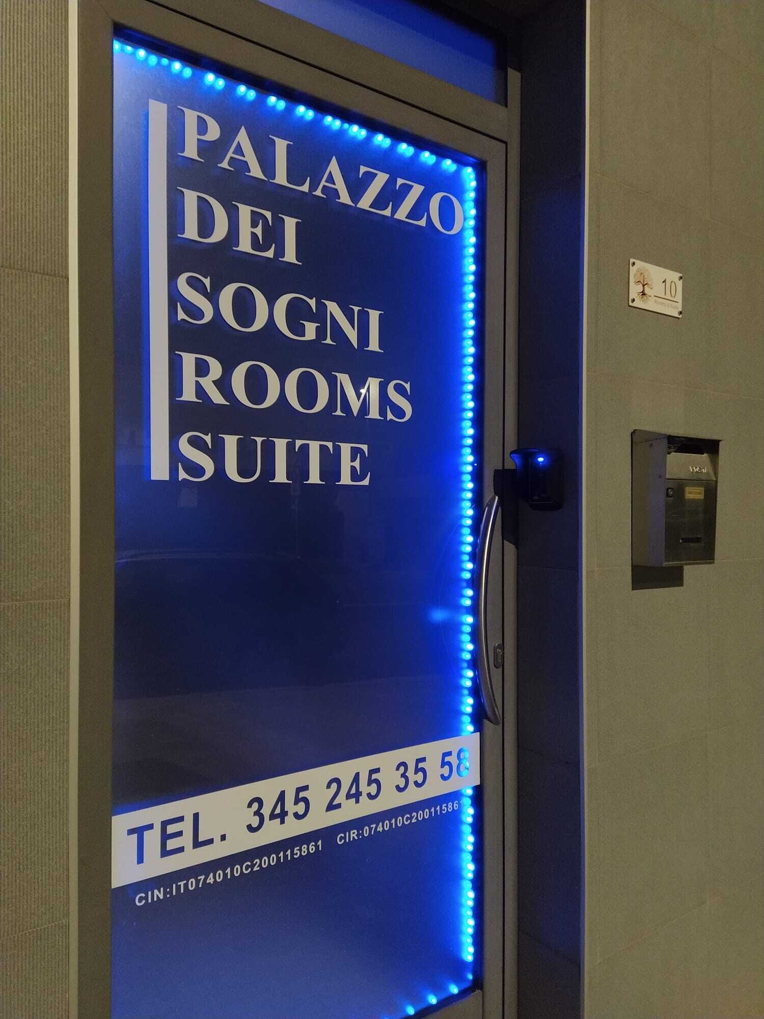 Interni