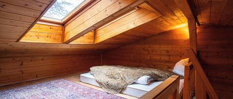 1 bedroom, iron/ironing board, travel crib, free WiFi