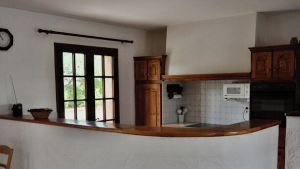 Fridge, microwave, oven, dishwasher - LE CADE by Interhome (Carces)