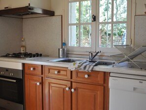 Kitchen / Dining Room - CLOS DES CHENES by Interhome (Carces)