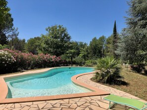 Pool - CLOS DES CHENES by Interhome (Carces)