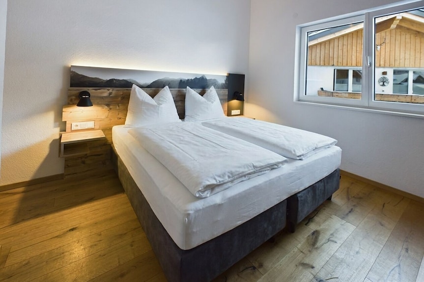 Alpenglühen Lodge: Wandern, Relaxen In Stylischen Ambiente Mit Bergpanoramablick - Holzgau