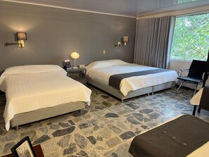 6 habitaciones, wifi y ropa de cama 