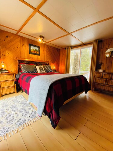 Blue Moon Retreat