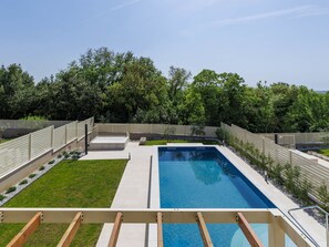 Beheizter Pool