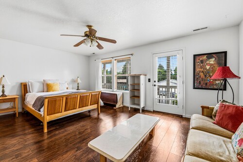 Sandpoint Retreat Near Lake & Downtown