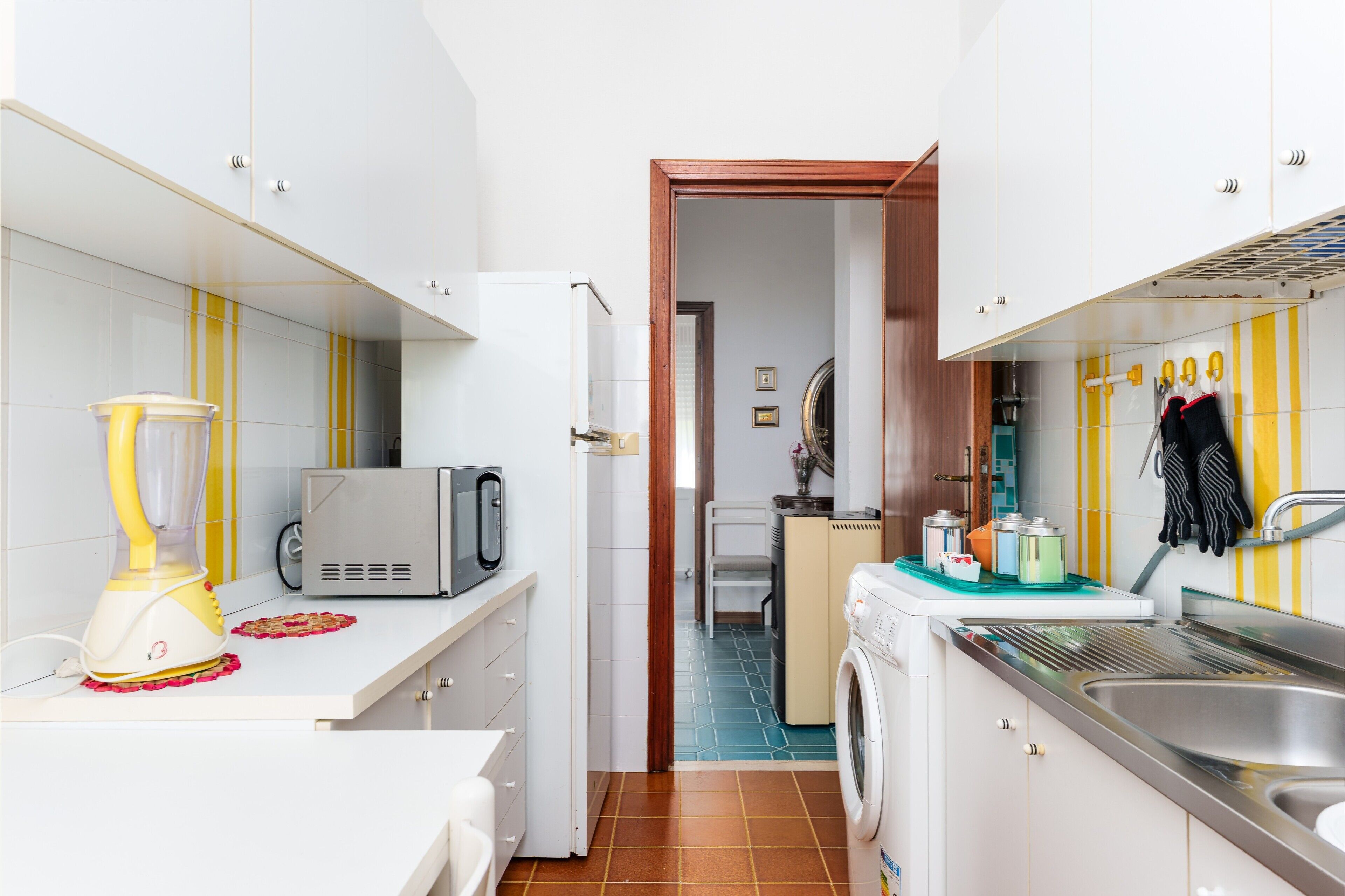 Fridge, microwave, stovetop, toaster