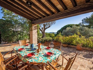 Outdoor dining - Les Boissines by Interhome (Sainte Maxime)