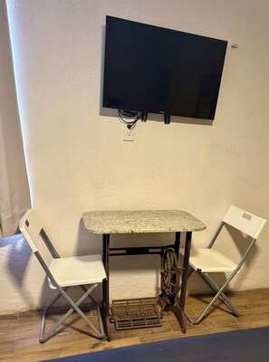 Classic Double or Twin Room | Desk, laptop workspace, free WiFi