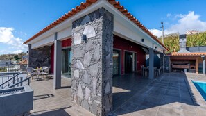 Outdoor dining - Kaya Canhas by LovelyStay (Poiso)