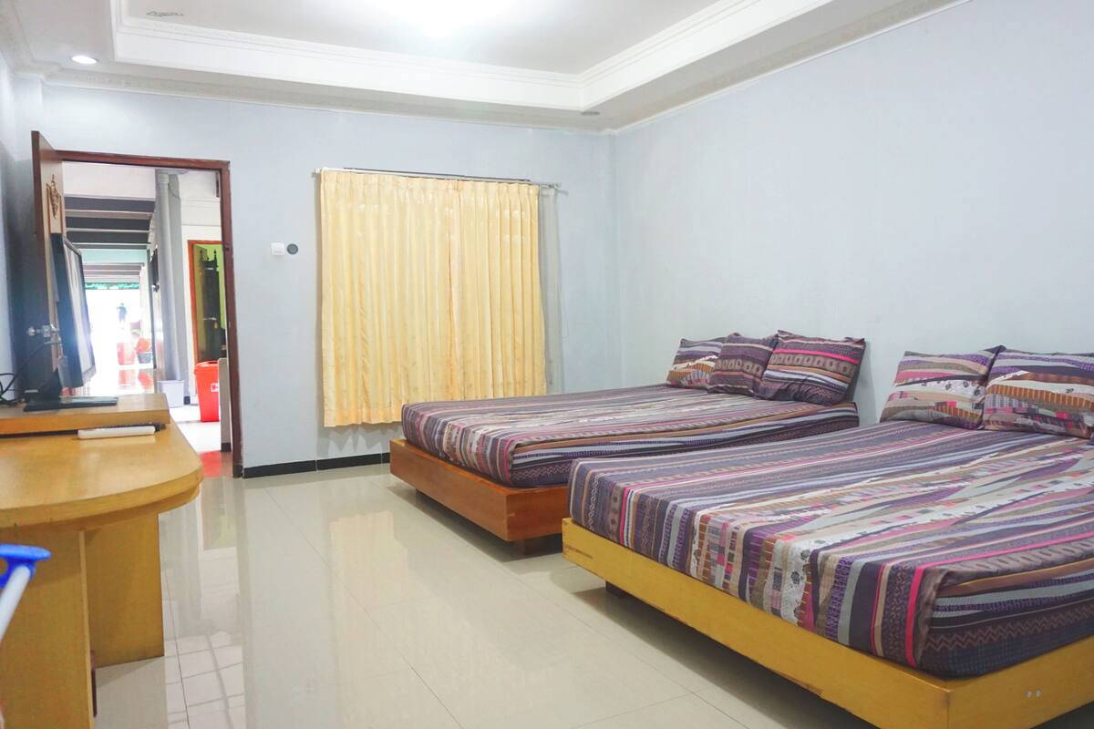 Family Double Room | Free WiFi