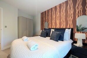 Classic Apartment | Free WiFi - Church House by Guestz (Filton)