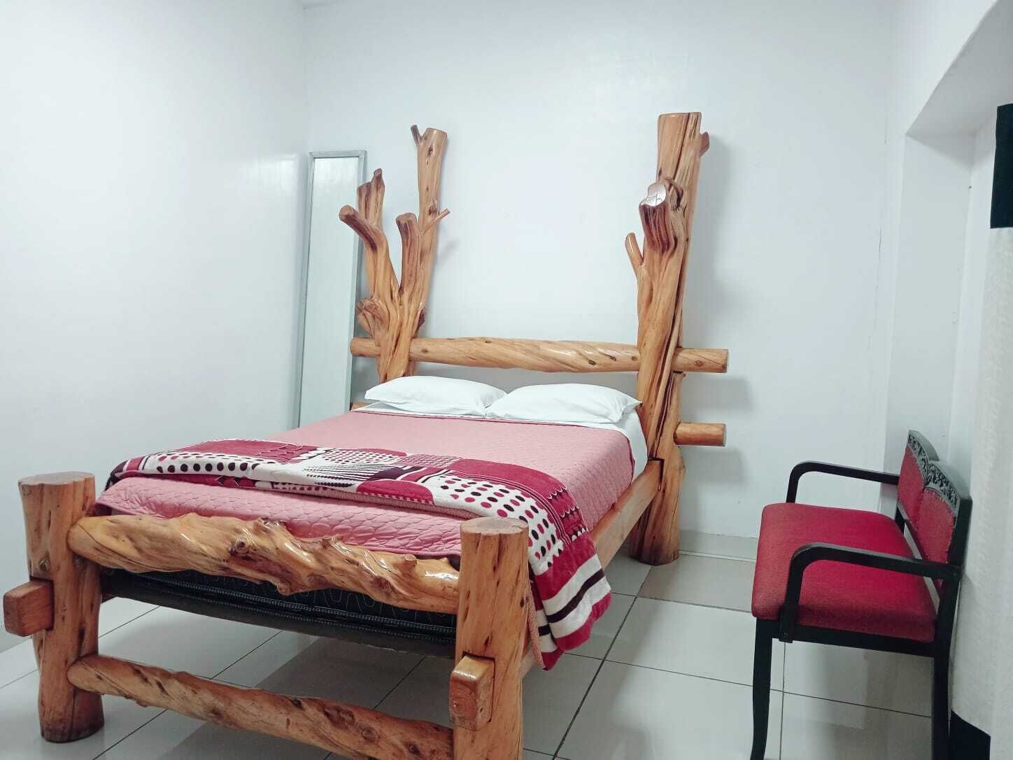 Kamar Double Comfort | Ruang kerja ramah laptop dan Wi-Fi gratis