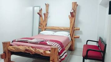 Kamar Double Comfort | Ruang kerja ramah laptop dan Wi-Fi gratis