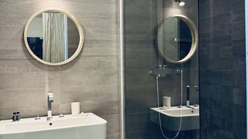 Dusche, Haartrockner