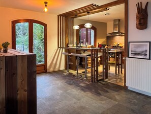 Dining - Family property in a green setting - 9 to 10 people (Nébian)
