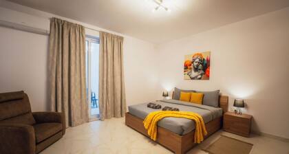 St. Paul's Bay Apartment with Private Courtyard