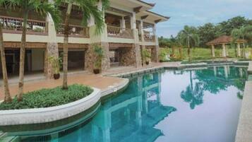 Piscina externa