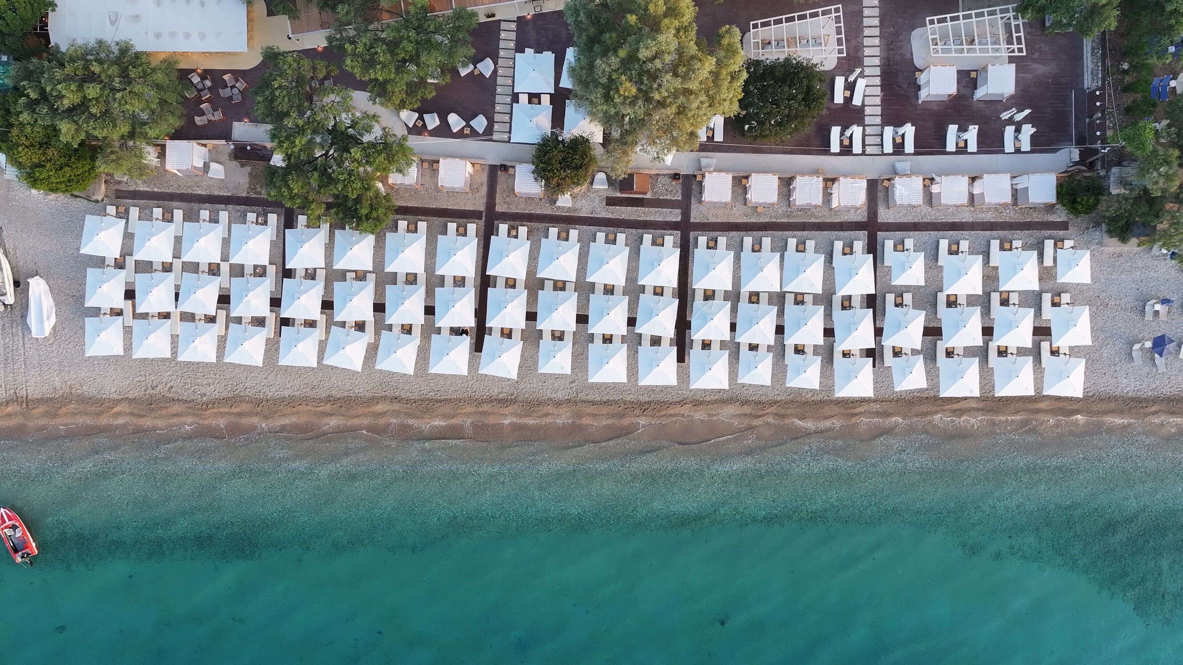 Private beach, sun-loungers, beach umbrellas, beach bar