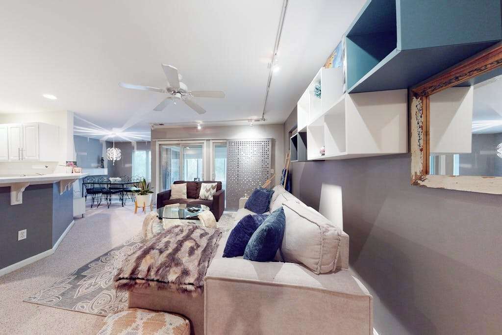 TV, offices
