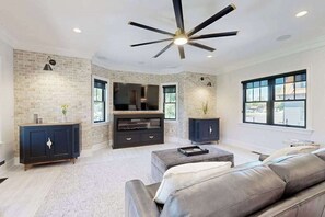 TV, fireplace, offices - Town of Lewes home with private pool, patio and balcony (Lewes)