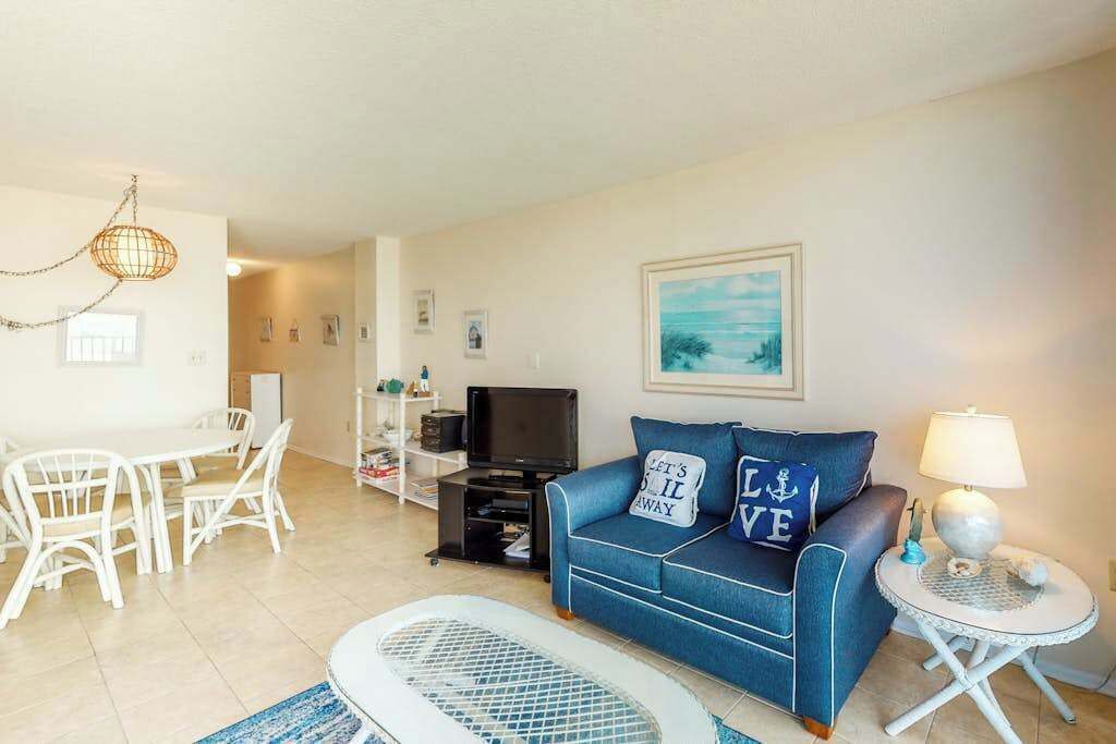 TV, DVD player, offices