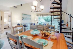 Dining - Sea Colony Tennis 2nd floor condo w/ pool, gym, and WiFi (Bethany Beach)