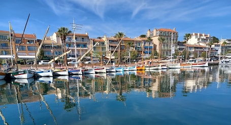 マリーナ. Apartment 3 minutes walk from the beach