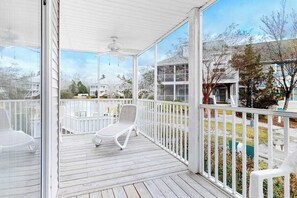 Property grounds - Sea Colony Tennis 1st floor condo w/ shared pool, free WiFi, and balcony (Bethany Beach)