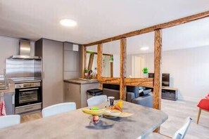 Dining - Apartment Le Rapp located in the heart of Colmar (Colmar)