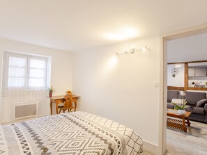 Room - Apartment Le Rapp located in the heart of Colmar (Colmar)