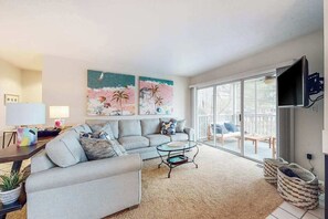 TV, offices - Sea Colony Condo with Pools, Tennis, Beach Access, WiFi, Central AC, and W/D (Bethany Beach)