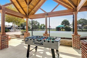 Terrace/patio - Bear Trap Dunes condo with screened porch, deck, pools, saunas & beach shuttle (Ocean View)