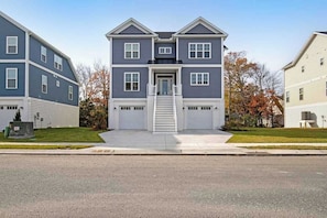 Exterior - Luxe New Home in Tidal Walk - 2 Decks, Home Office, Dogs OK, AC & Shared Pool (Ocean View)