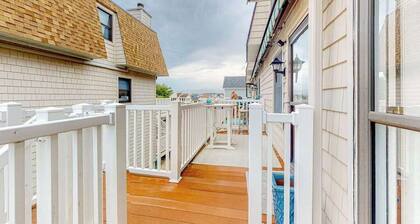 Town of Fenwick Island condo with dazzling sunrise views