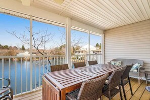 Outdoor dining - Waterview condo at Sea Colony with patio, fireplace, fast WiFi, pools, & tennis (Bethany Beach)
