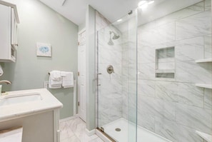 Shower, hair dryer - Waterview condo at Sea Colony with patio, fireplace, fast WiFi, pools, & tennis (Bethany Beach)