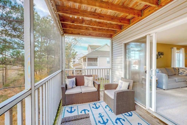 Property grounds - 2nd-floor condo at Bethany Bay with pool, on-site golf, and sports courts (Ocean View)