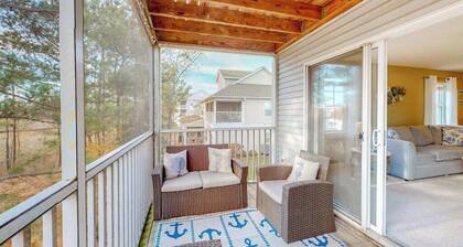 2nd-floor condo at Bethany Bay with pool, on-site golf, and sports courts