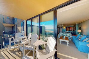 Outdoor dining - Sea Colony luxurious condo with beach views, balcony, 12 pools, gym, W/D, AC (Bethany Beach)