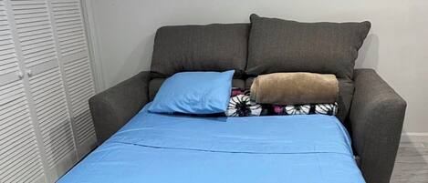 2 chambres, accĂšs au Wi-Fi (inclus), literie fournie